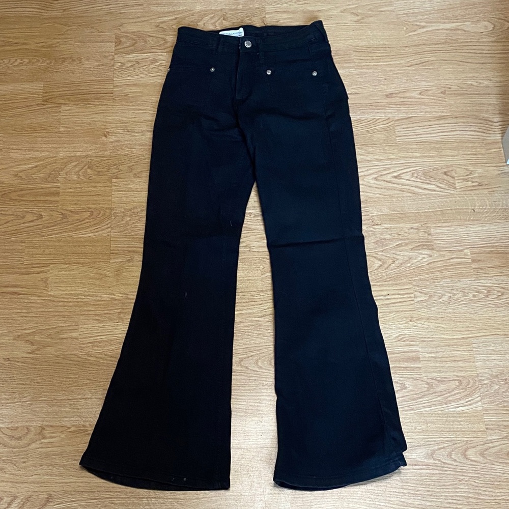 Black Wide-Leg Jeans